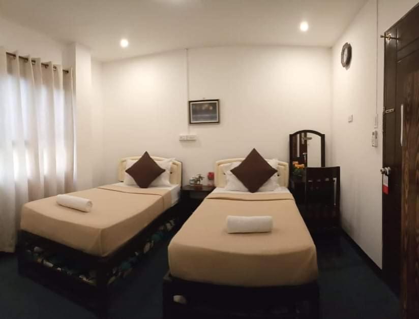 Amax Inn Cebu Мандауе-Сіті Екстер'єр фото