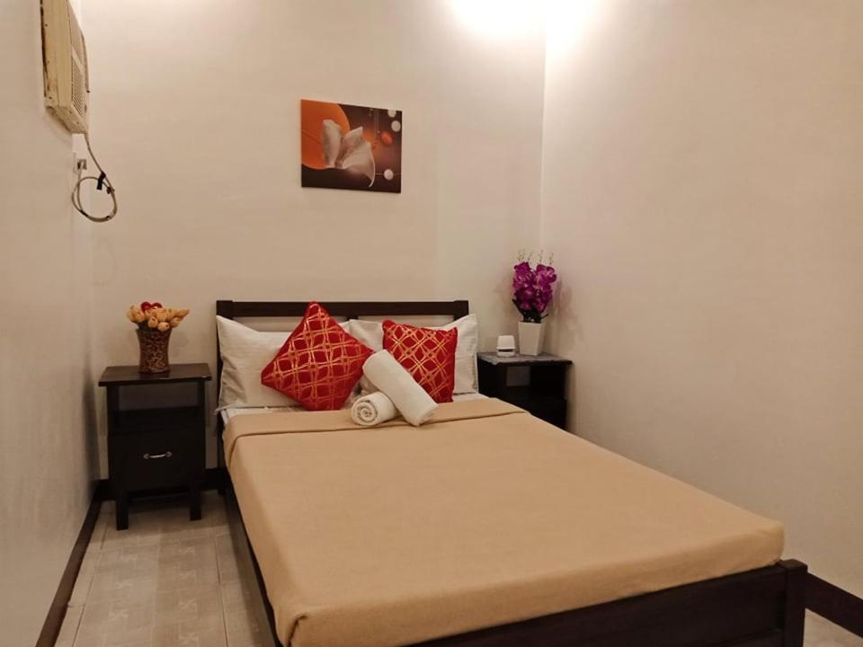 Amax Inn Cebu Мандауе-Сіті Екстер'єр фото