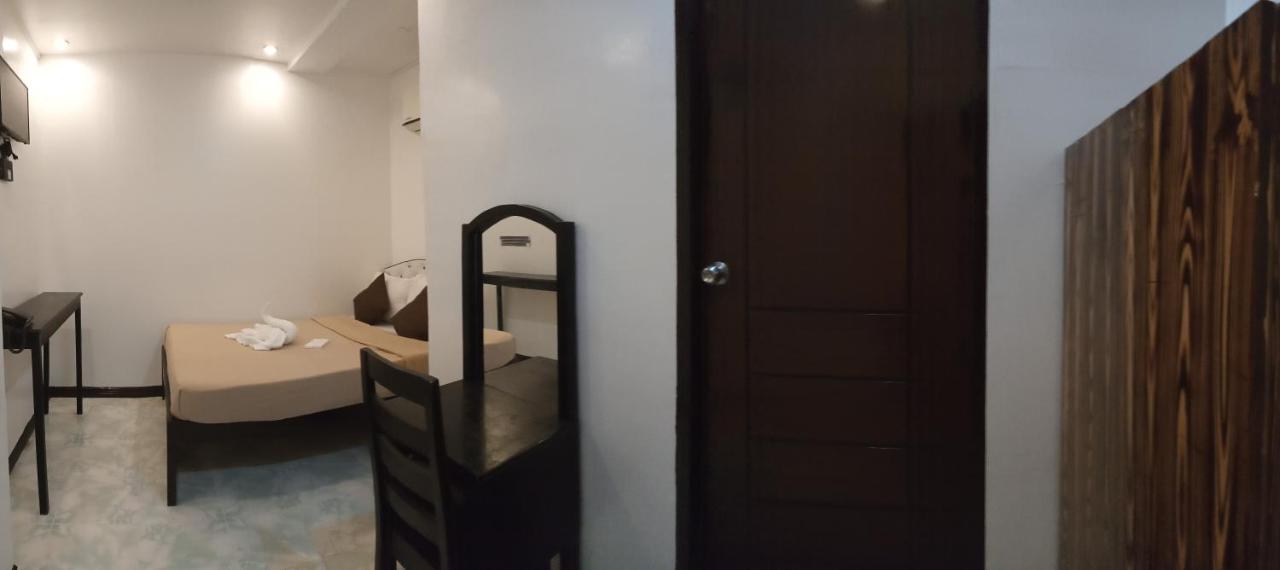 Amax Inn Cebu Мандауе-Сіті Екстер'єр фото