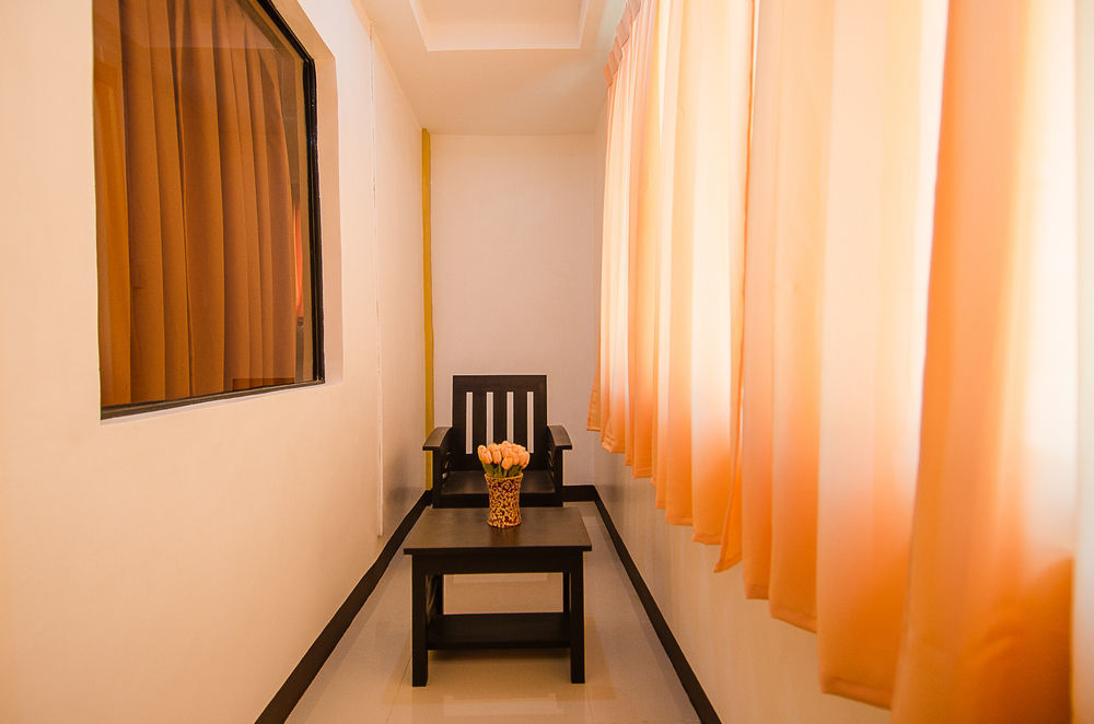 Amax Inn Cebu Мандауе-Сіті Екстер'єр фото