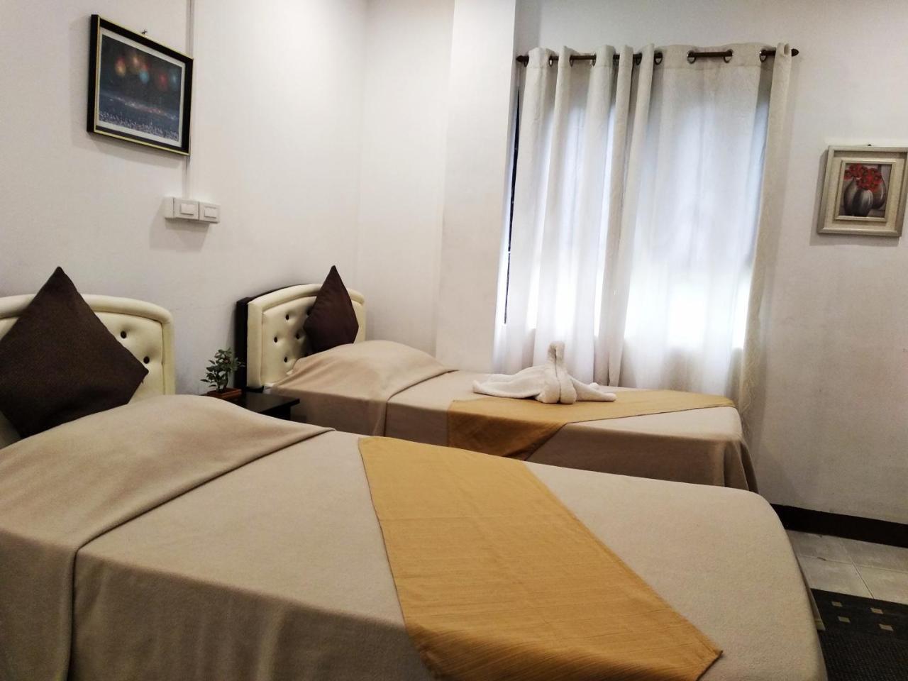 Amax Inn Cebu Мандауе-Сіті Екстер'єр фото