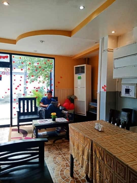 Amax Inn Cebu Мандауе-Сіті Екстер'єр фото