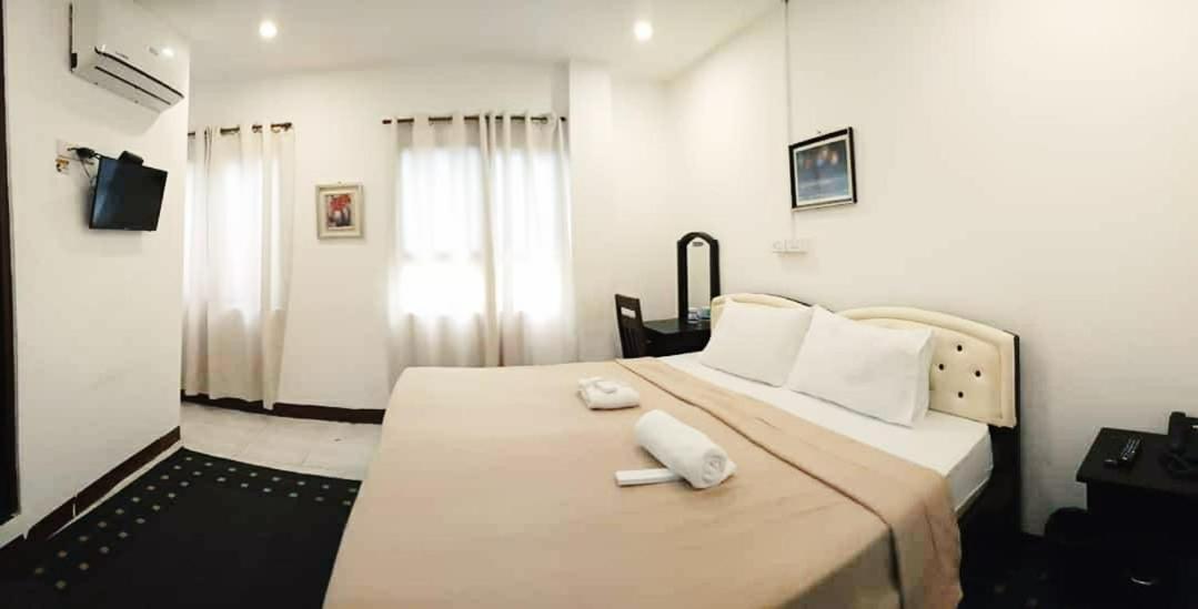 Amax Inn Cebu Мандауе-Сіті Екстер'єр фото